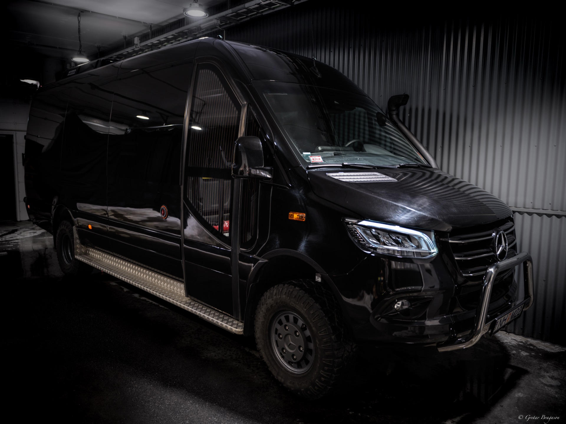 Jet Class Mercedes-Benz Sprinter 4x4 1